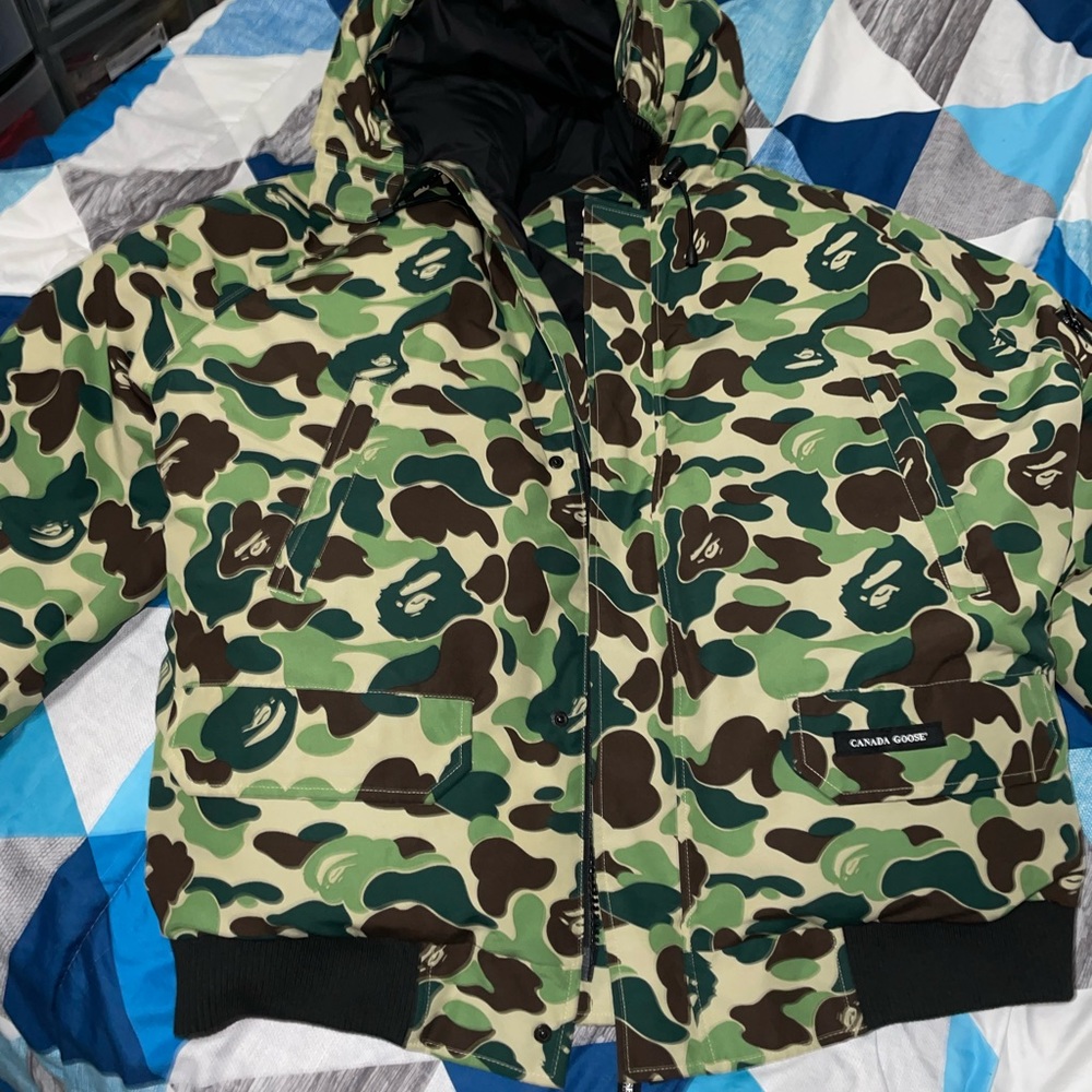 COPY - BAPE × Canada Goose × Concepts
Chilliwack Jacket